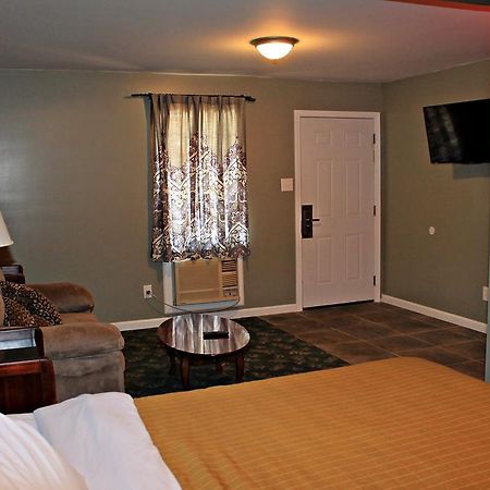 Jefferson Inn And Suites מראה חיצוני תמונה