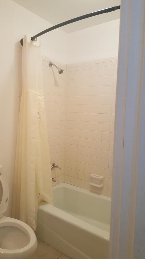 Jefferson Inn And Suites מראה חיצוני תמונה